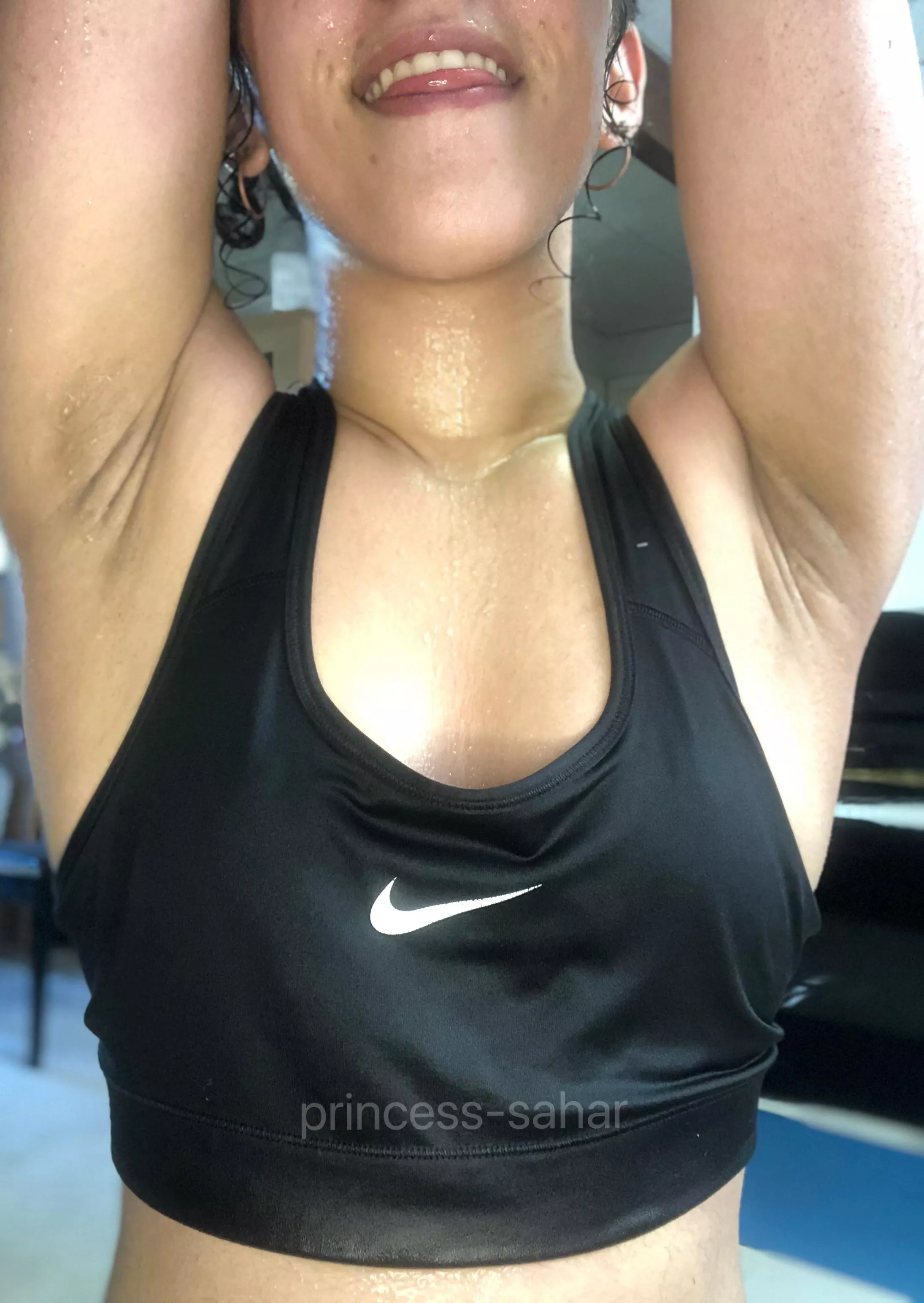 😇