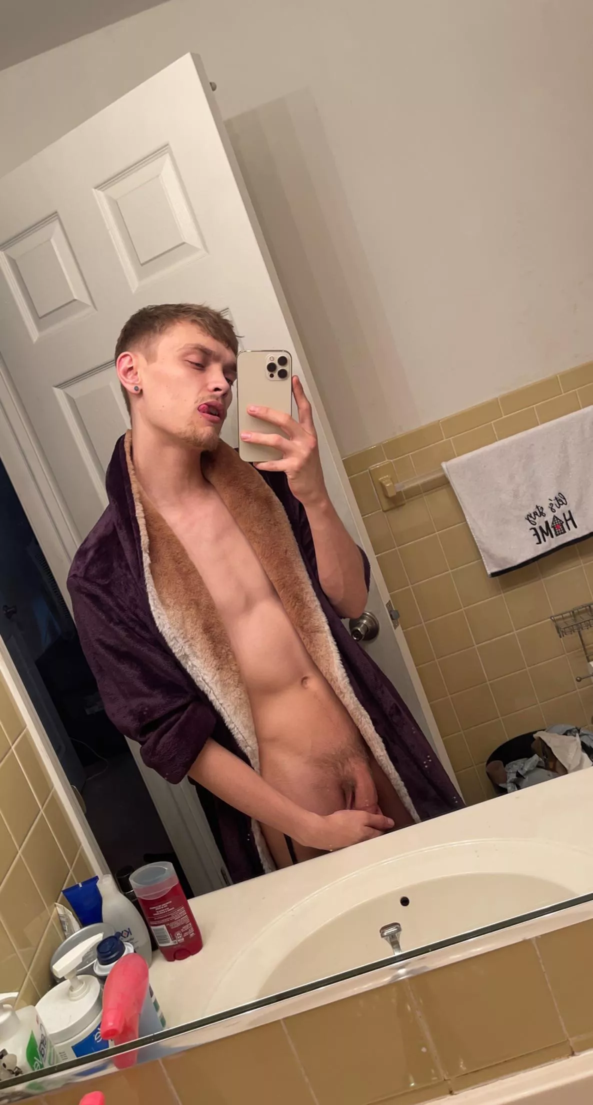 🤤🤤🥴