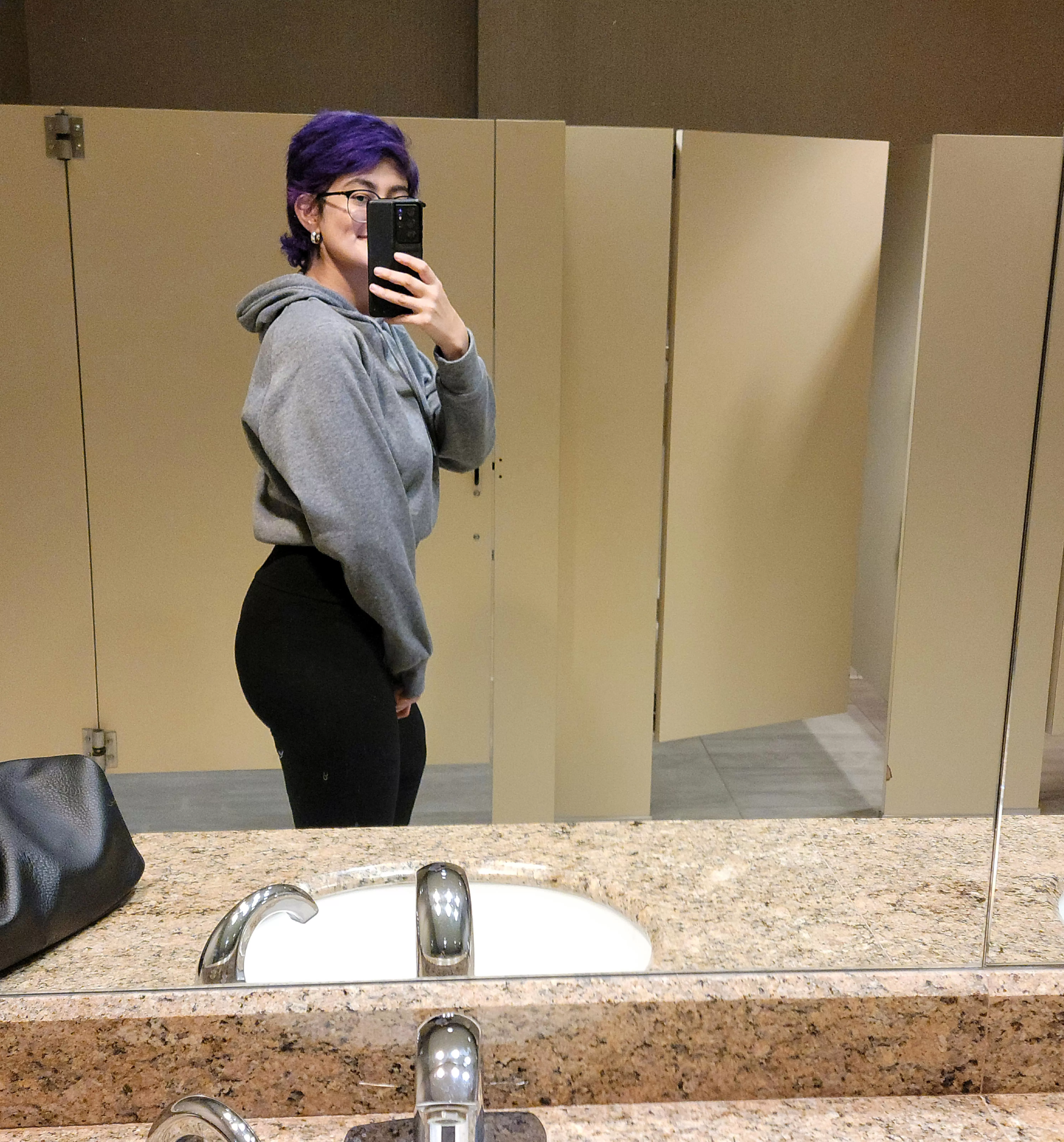 🤭
