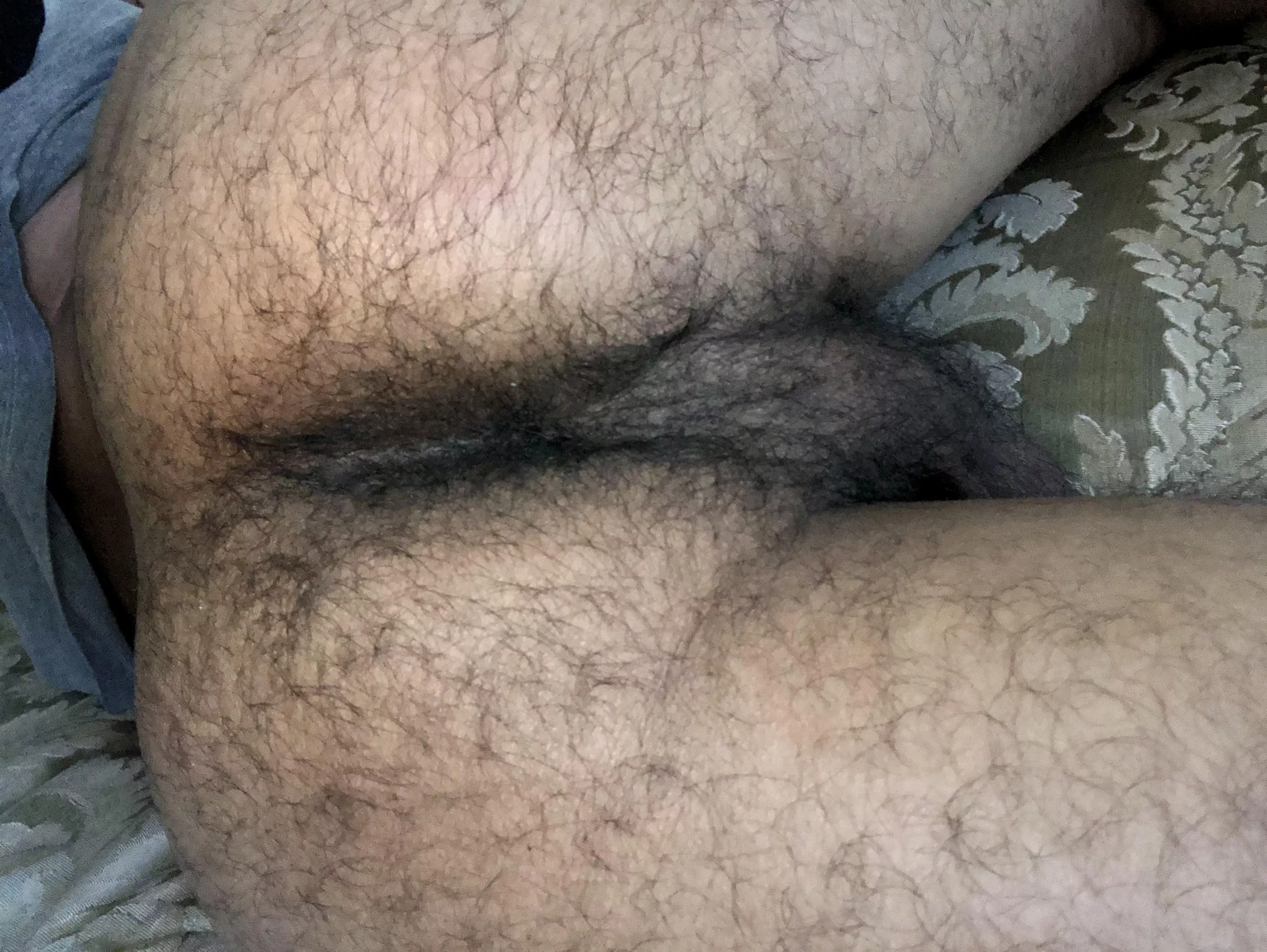 🕳