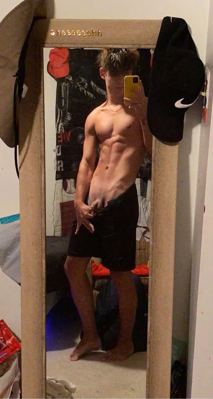 🤤