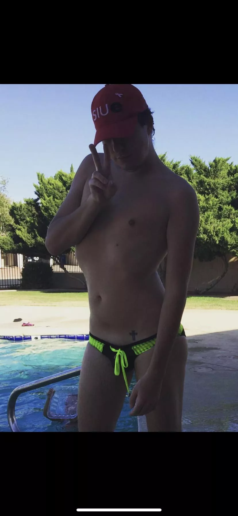 ✌️