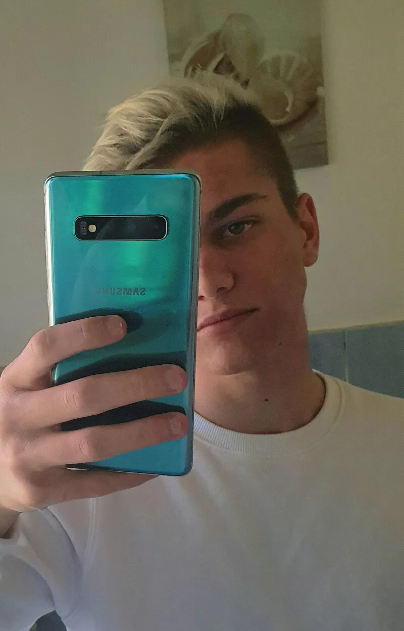 😋🙈
