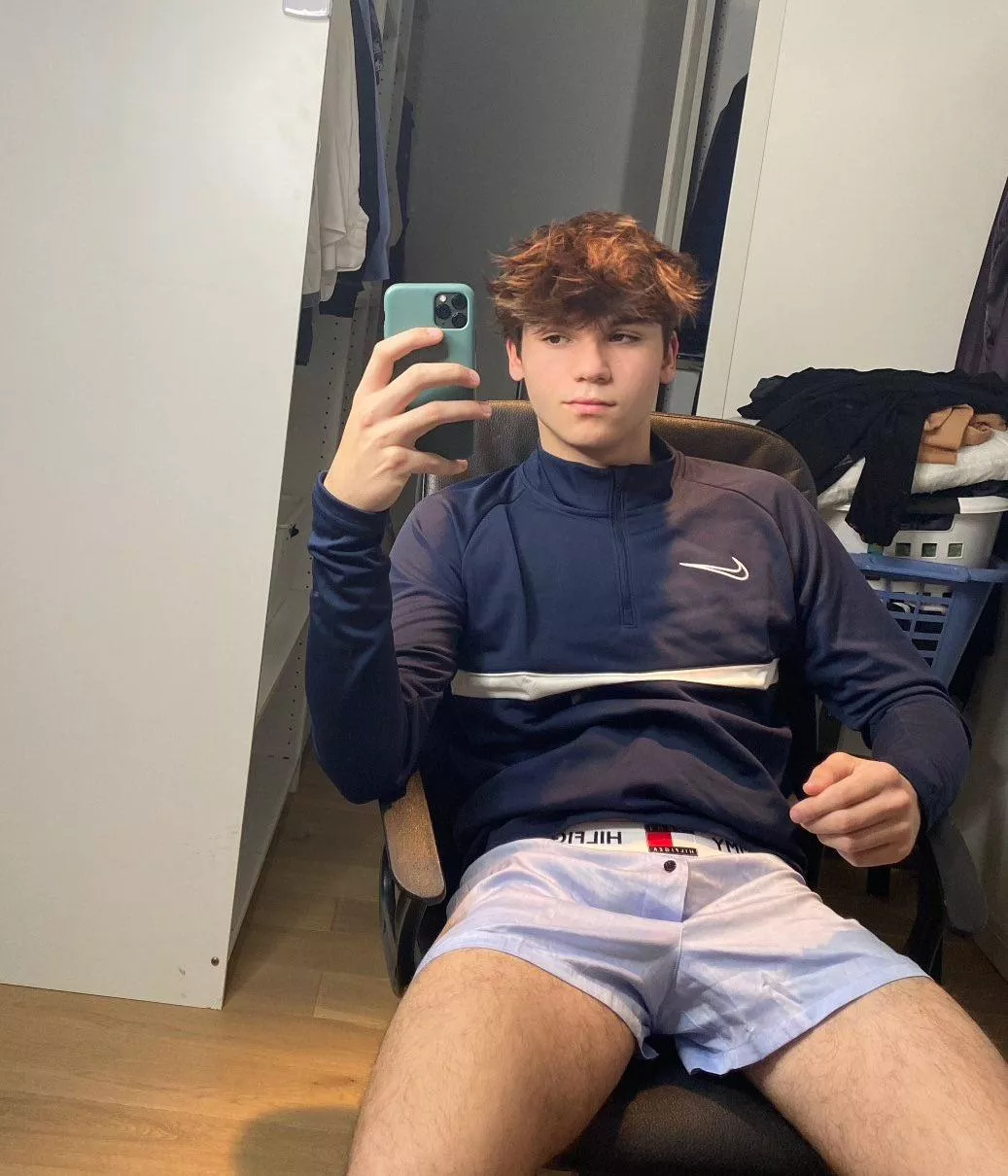 😋