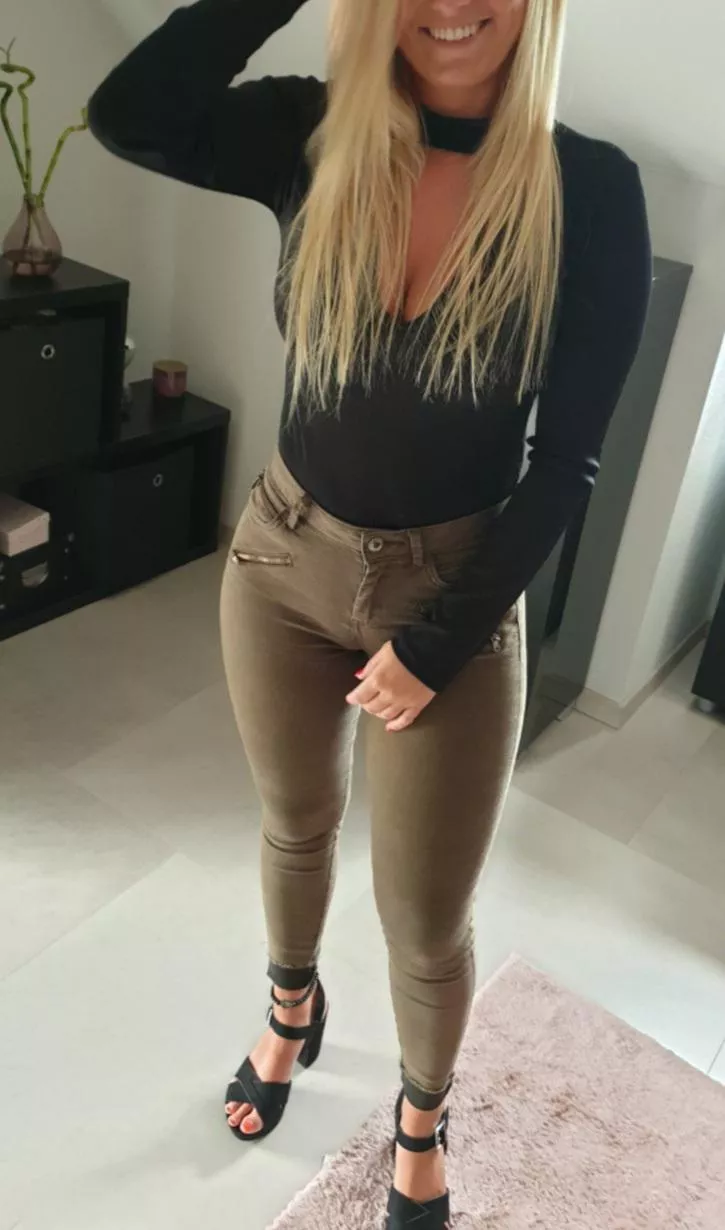 😘
