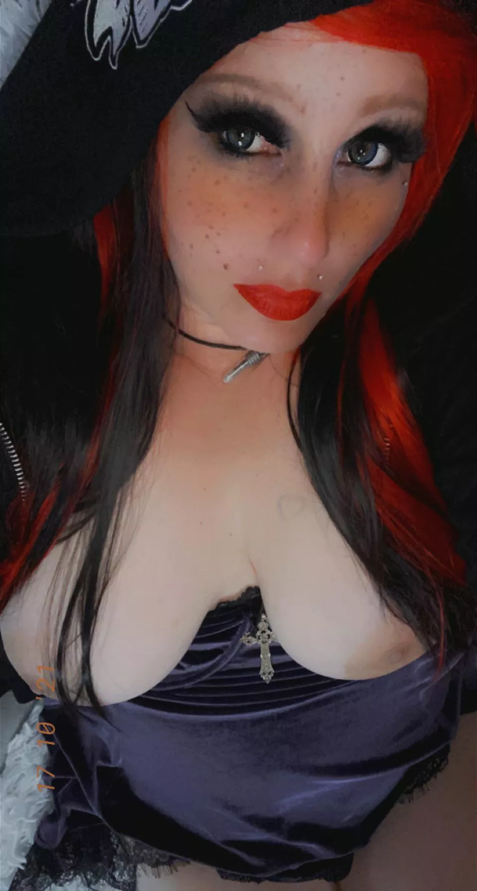 ❄️ 🖤❤️