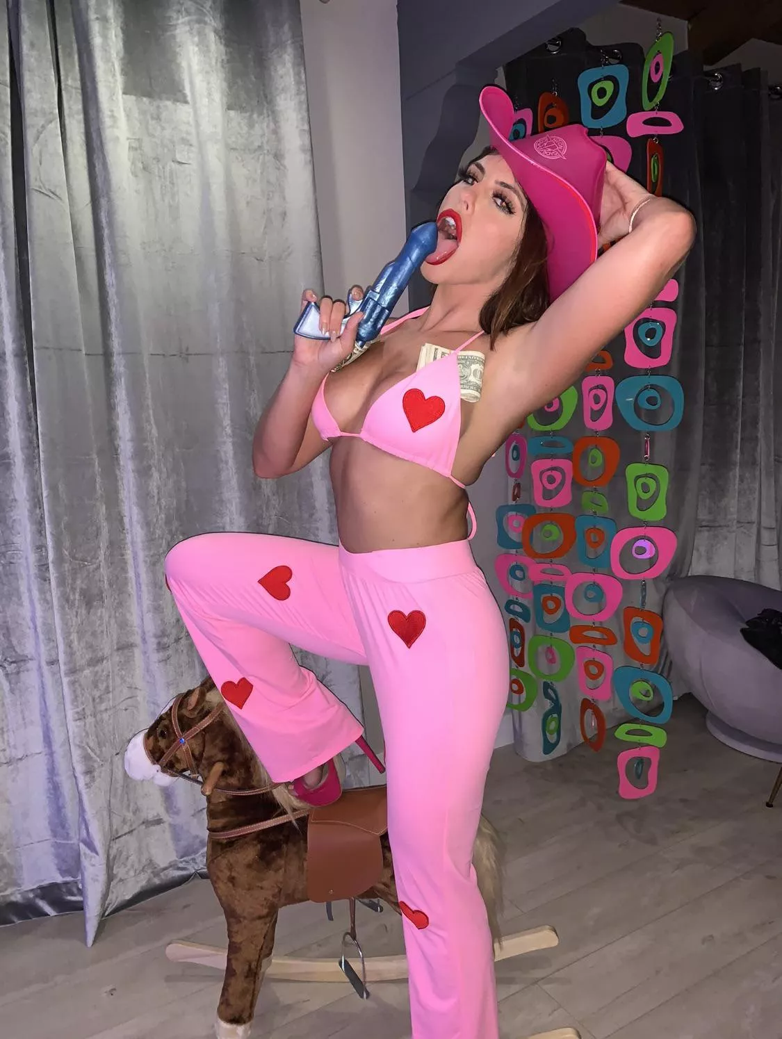 🤠