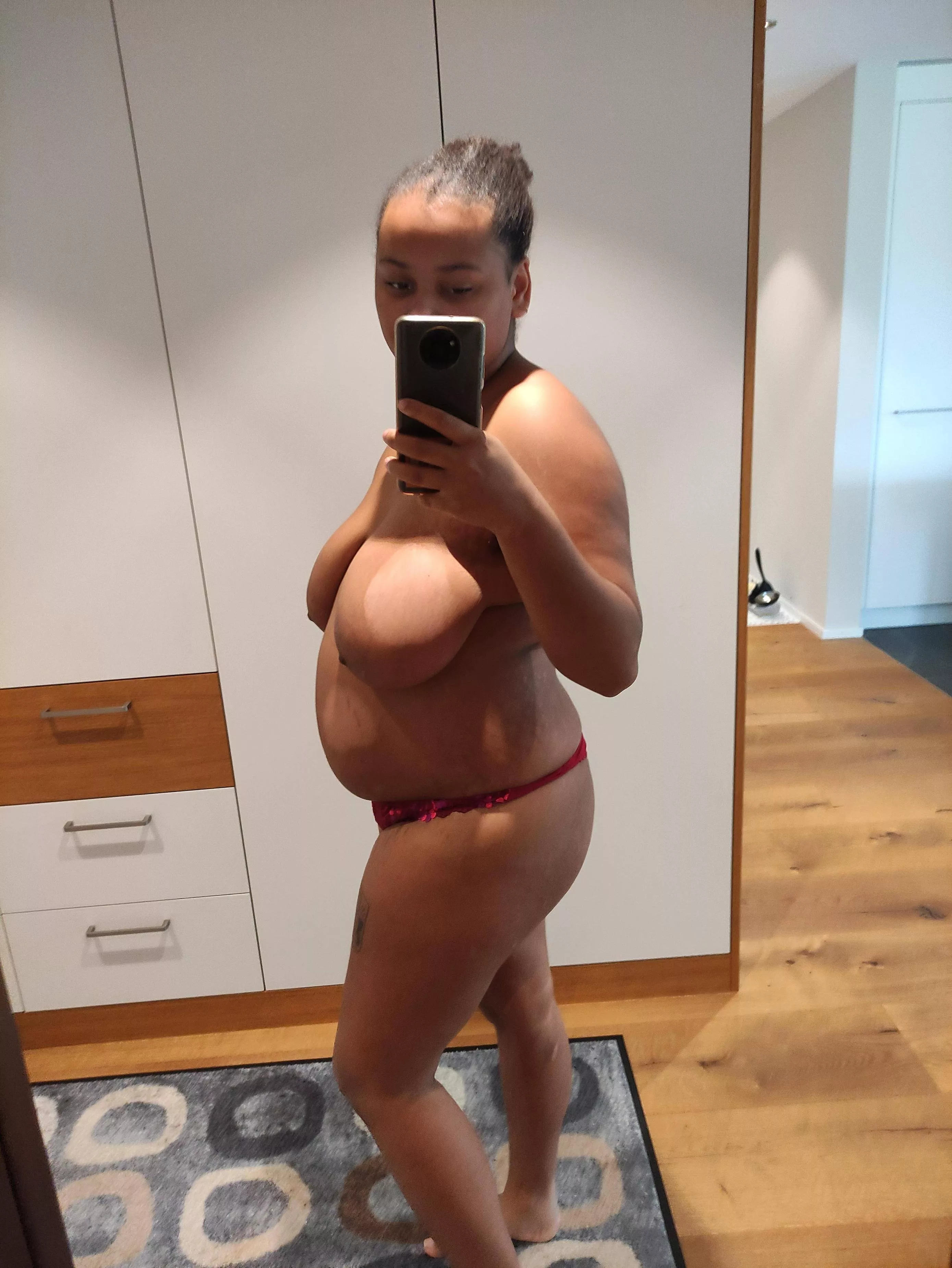 😋