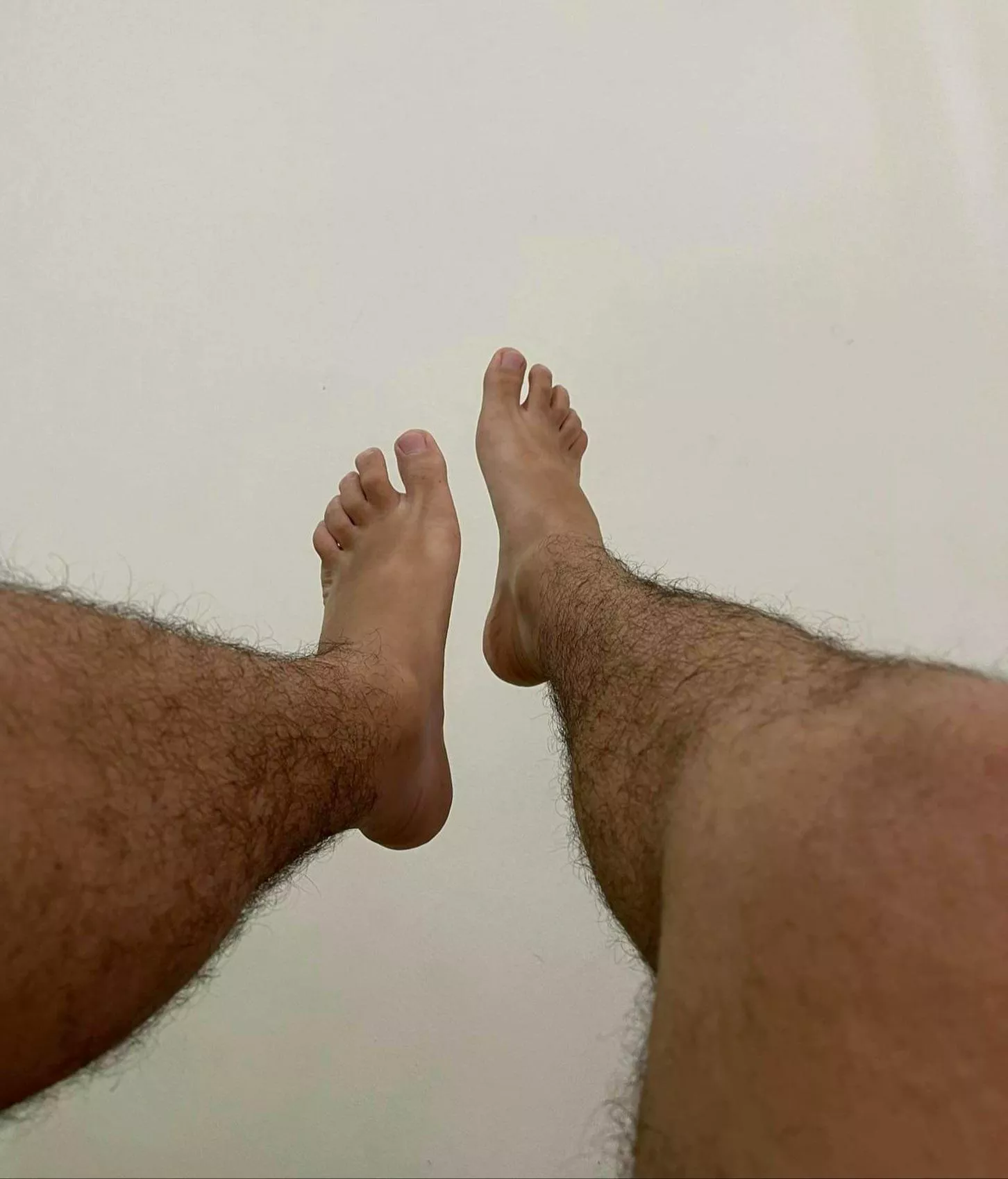 😝👣👅💦