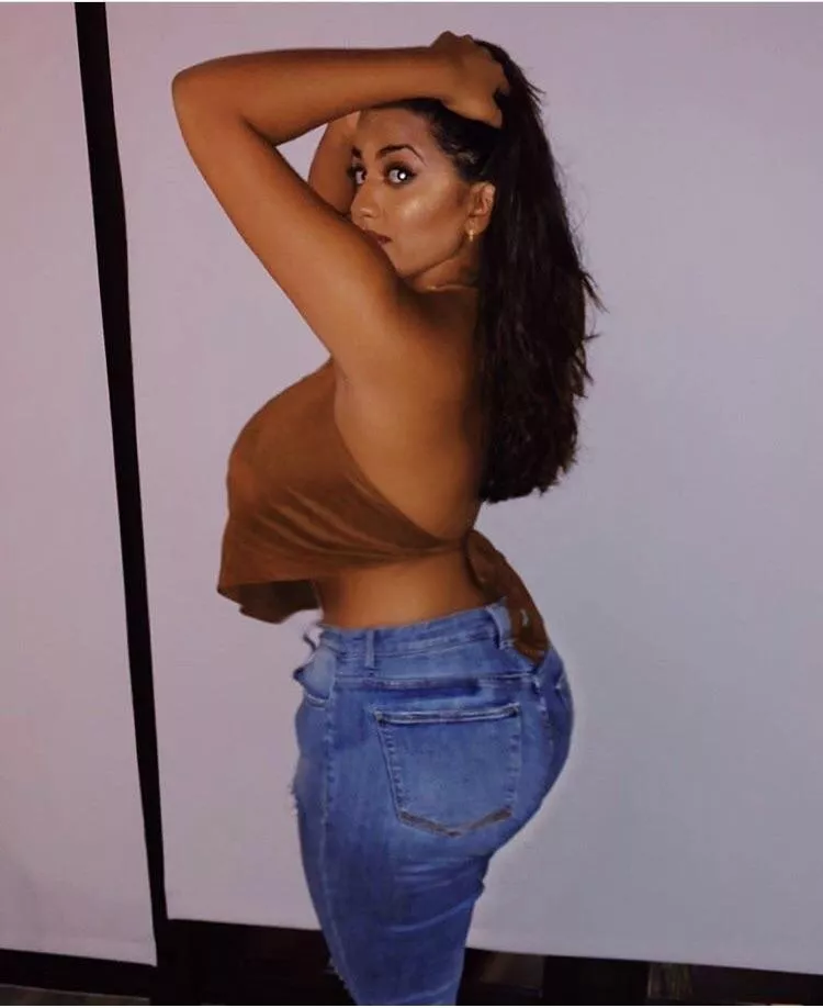 🍑 🍑