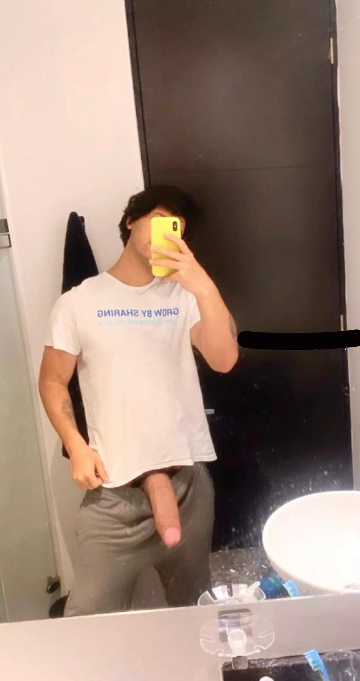 😏