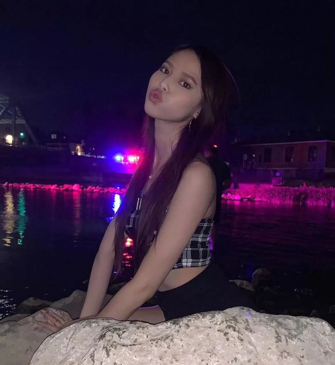 😘