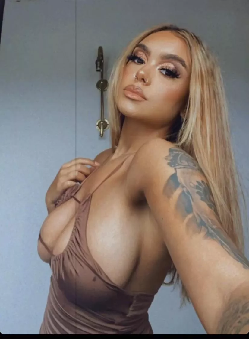👀