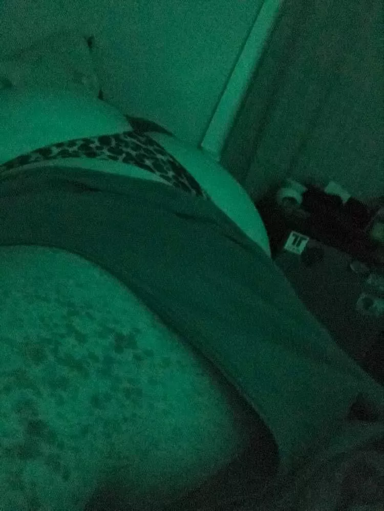 😈