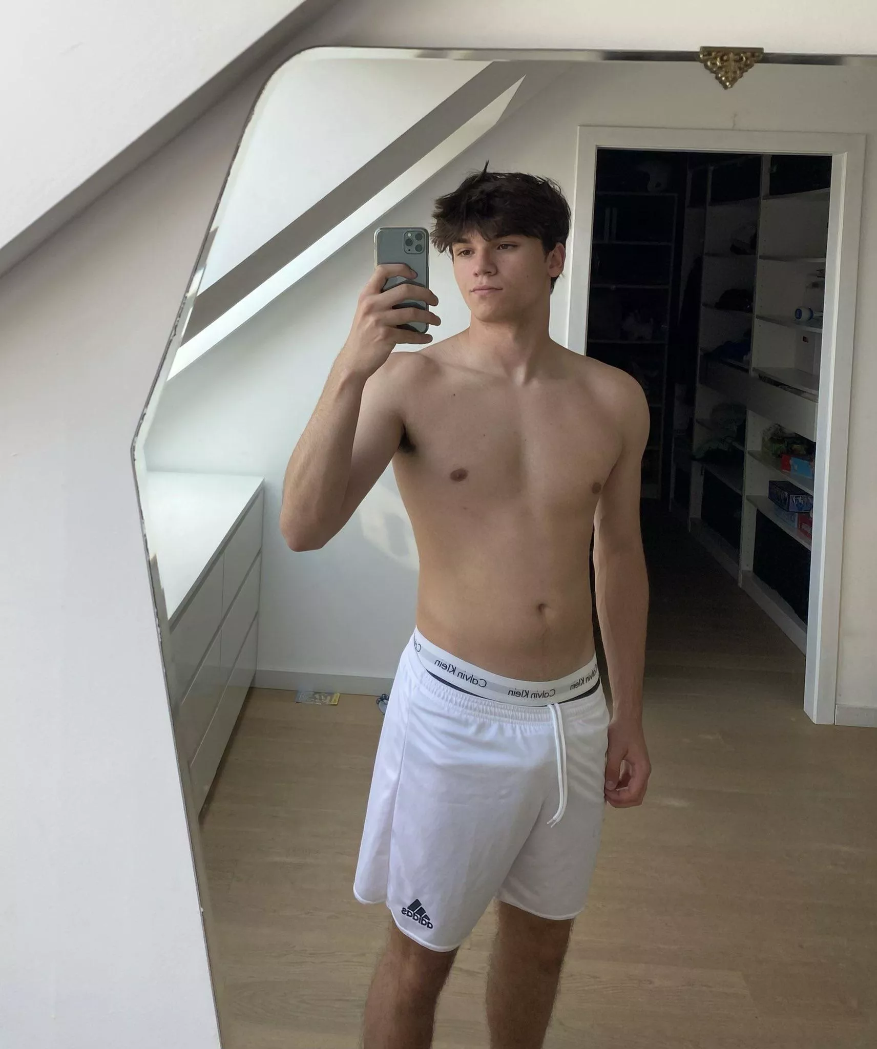 🤪