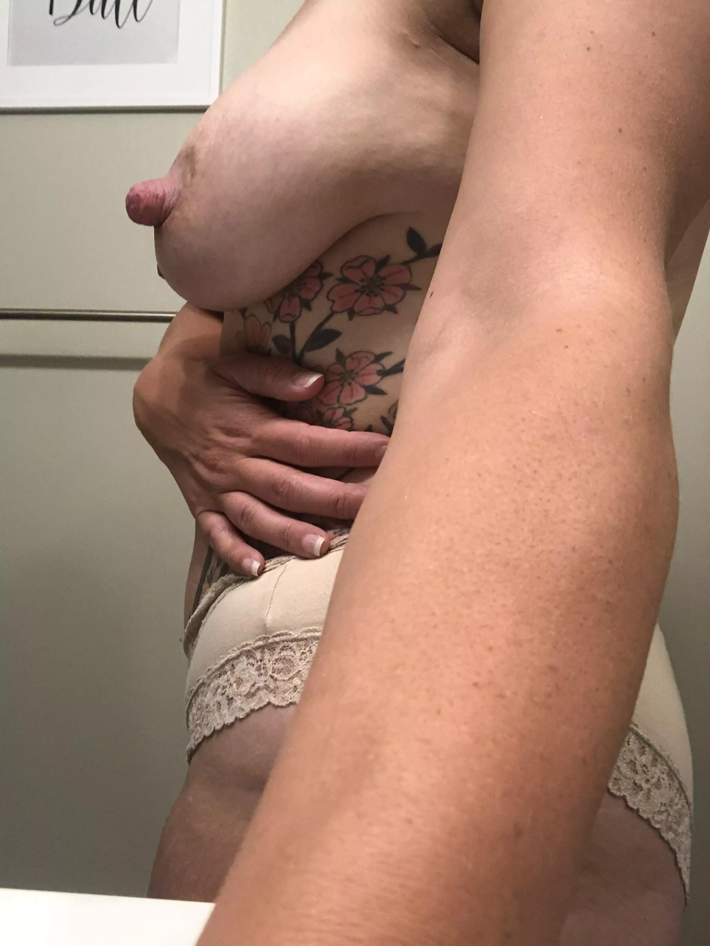 😈