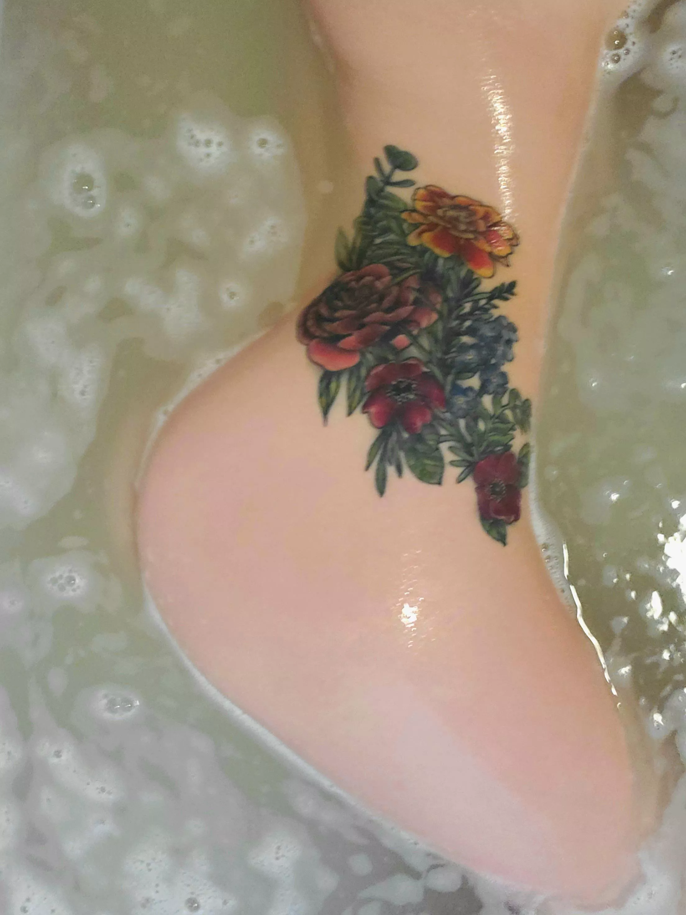 🍑☁️