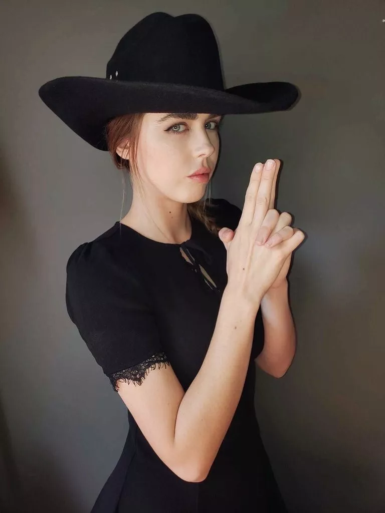 🤠