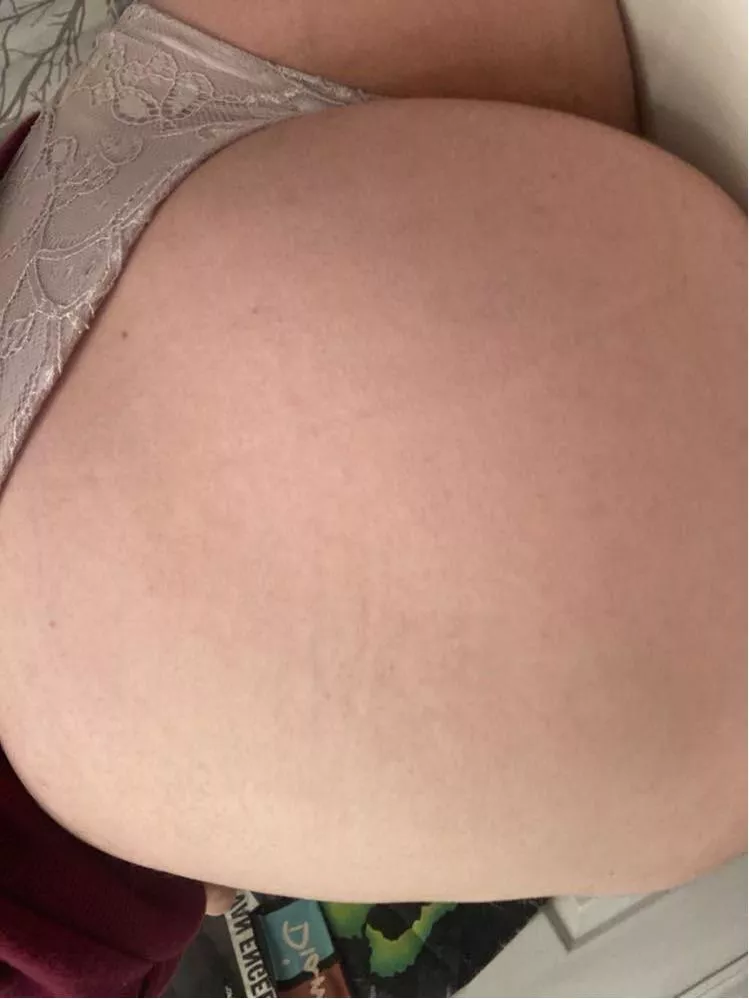 [18] HMU 😜