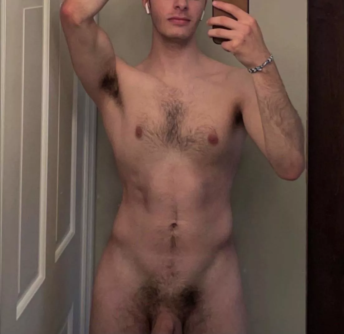 [19] Need a shower buddy after a long and hard rugby match… any takers?