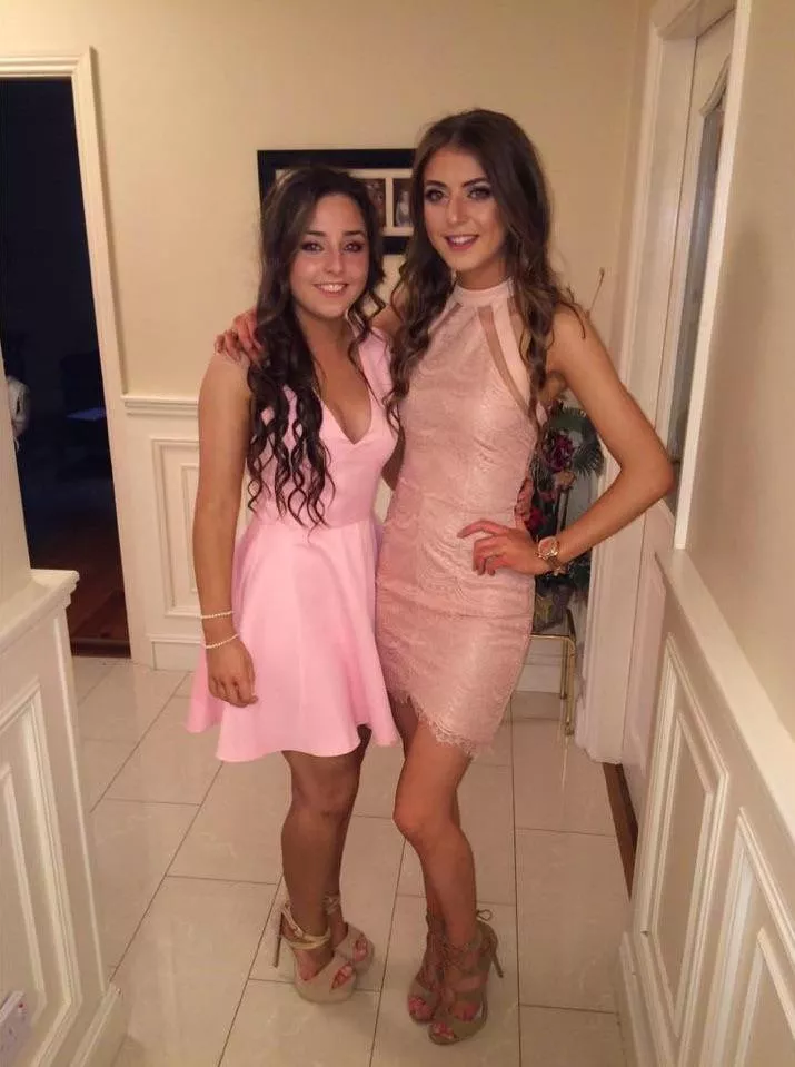 [2] Cute friends