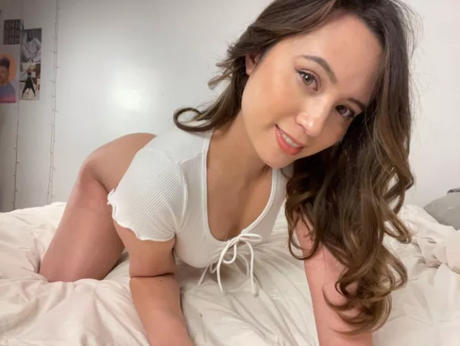 21[F4A][Kik][virgie137 ]😊😊I put my inbox on auto-reply so who gives me an upvot will get instantly a nude and surprise