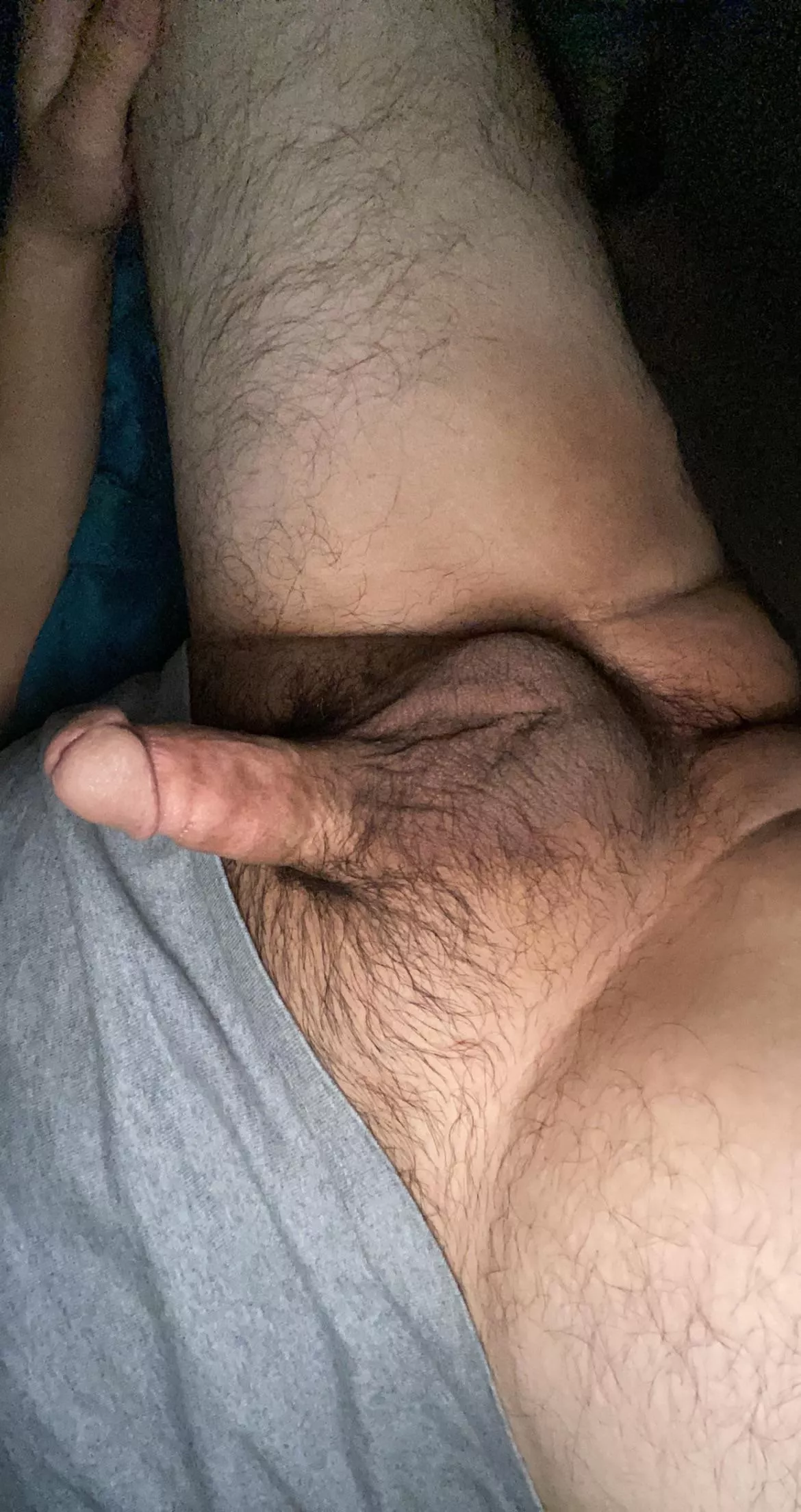 [22] 🤤