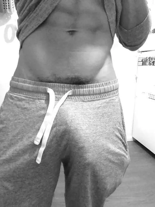 [23] Can’t sleeeep, hmu