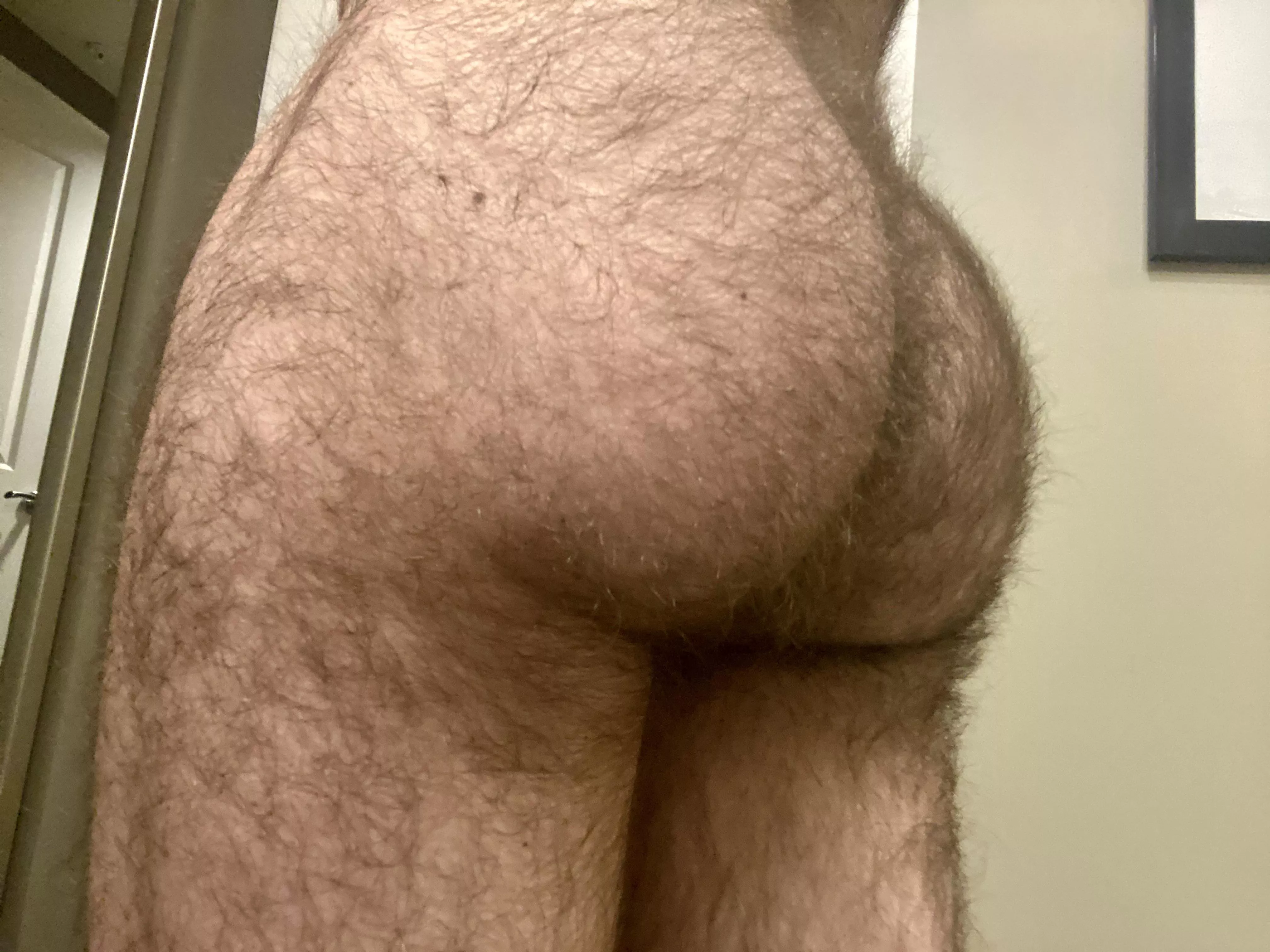 24 have anywhere I can put this? I’m horny as hell, 😈 DM me or add my Snapchat Dcrtyk20