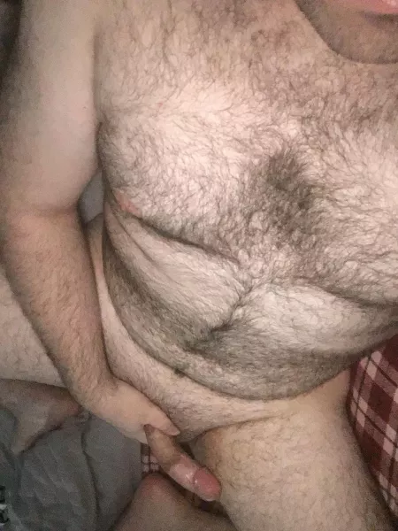 25 Rly hairy dude here. Hmu if ur into daddy type bods. Sc: hairyboy233. Into chubbier or younger guys
