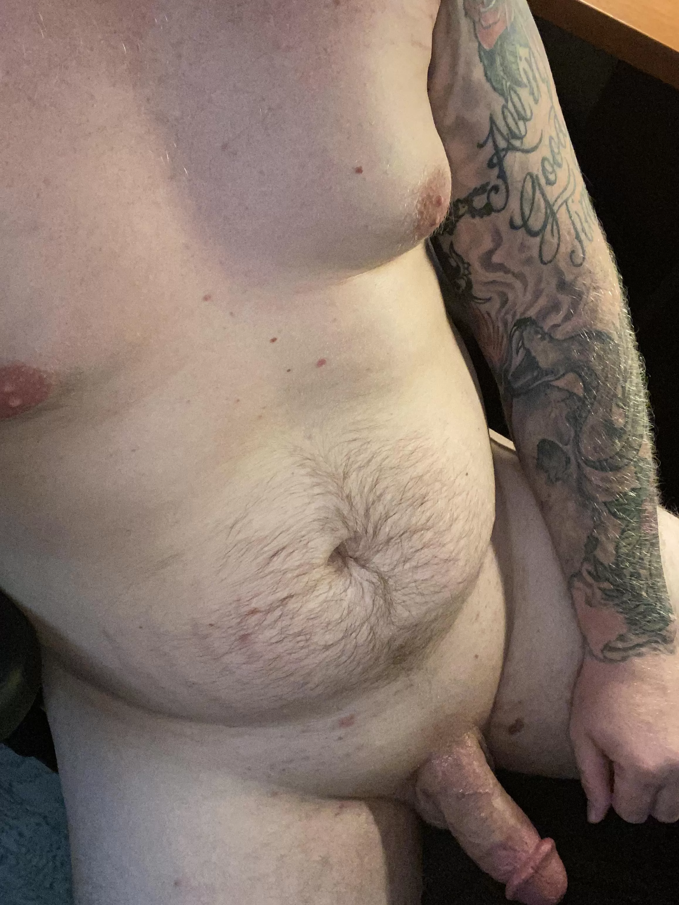 26 M Someone come play with this ginger bearded bear. Let’s play hard. DM me for sc