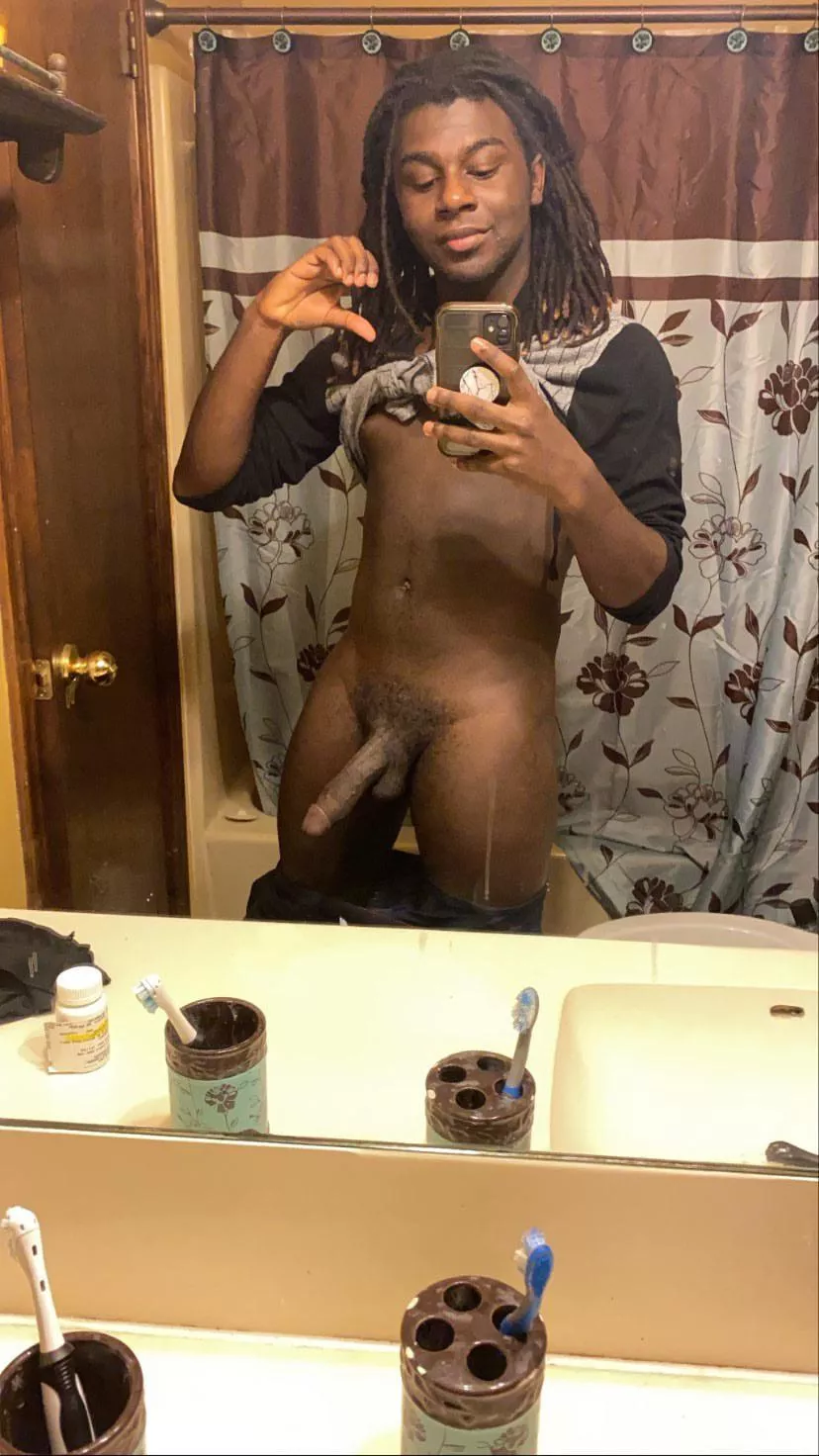 <3