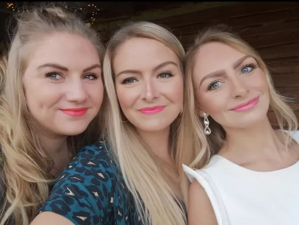 3 Sisters 3 Sisters