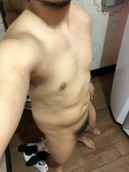 (30) Feeling good after my workout!