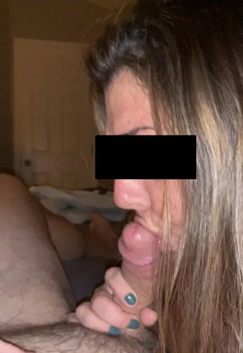 41(F). Smooches!😘💋❤️