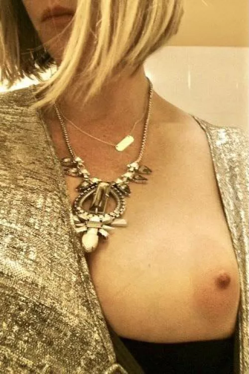 (44) Wife, showing me what I’m missing while she’s in the office. (44) Wife, showing me what I’m missing while she’s in the office.