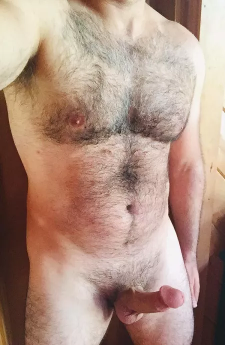[45] This dad is ready for the weekend, anyone wants to join?