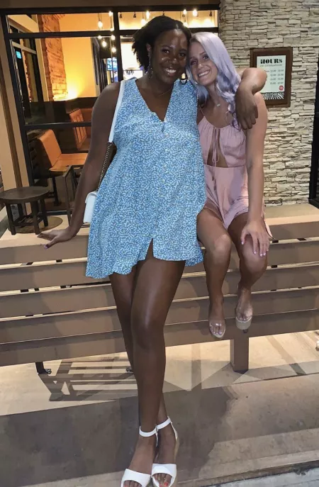 6’6” Lauren Dooley