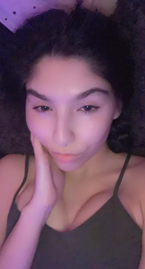 $7 to join me on my page ❤️‍🔥 real, raw amateur sex videos & pics, lots of solo play 💦 open to anythinggg ;) find me on OF @saturngemini (link in comments)