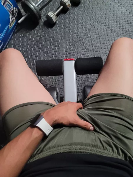 A good workout in silkies...where my army dudes at? A good workout in silkies...where my army dudes at?