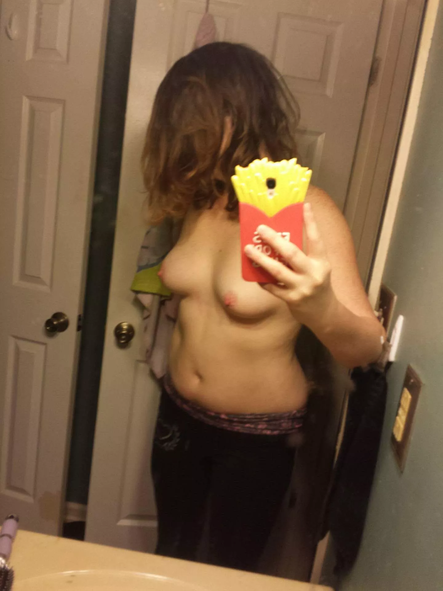 A Topless sel[f]ie to get the morning started