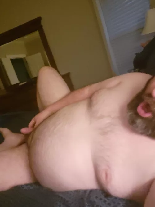 About to go rest up and listen to some sissy hypno...might dress pretty later idk