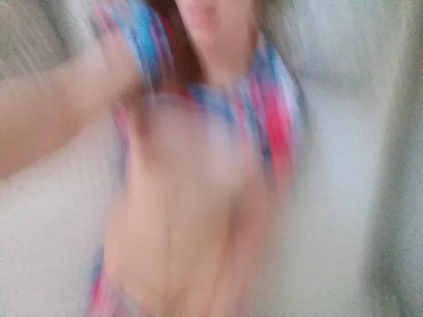 Accidentally moved my phone too early before the camera took the pic and got this blurry mess 🙃