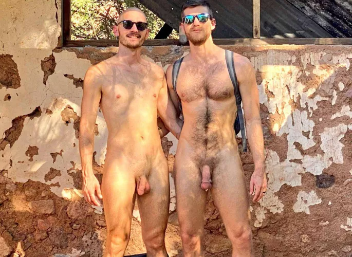 Adventure with a friend, he didn't mind taking some pictures for us 😜