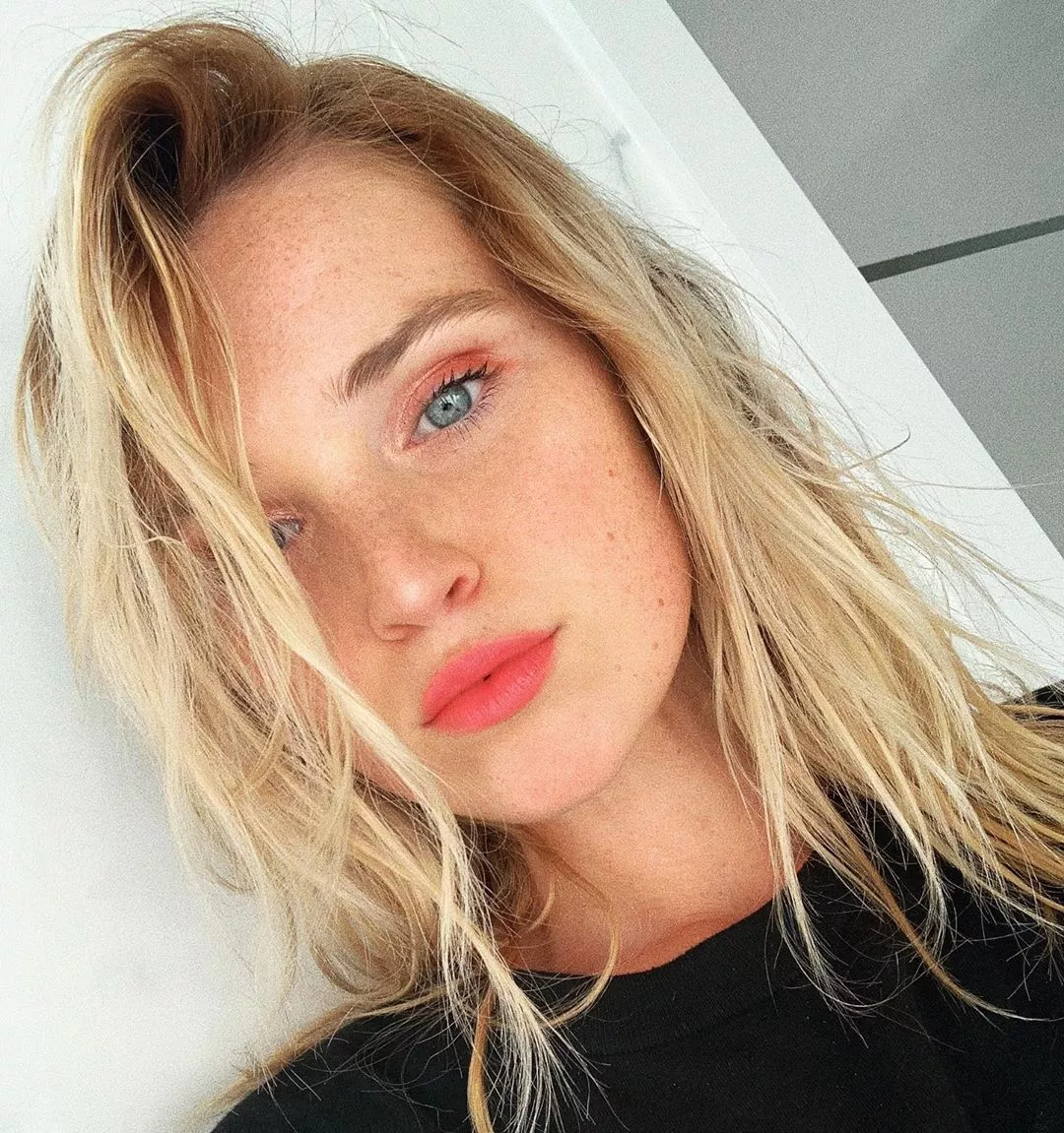 Alexa Reynen