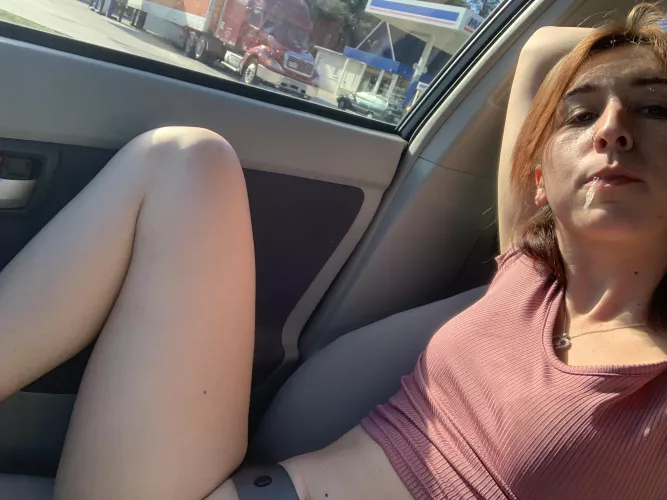 All the truckers have to do is look down 🥵