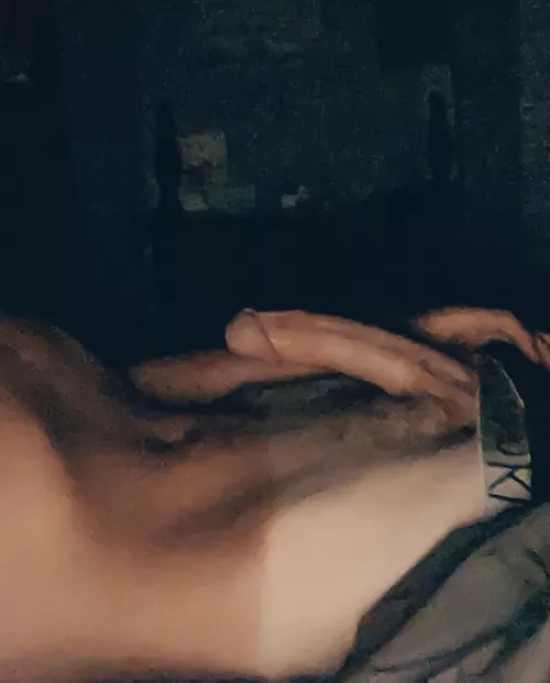 almost touches the bellybutton :/ dms open ;)