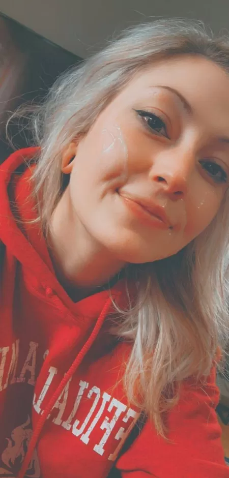 Always a good day when daddy covers my face