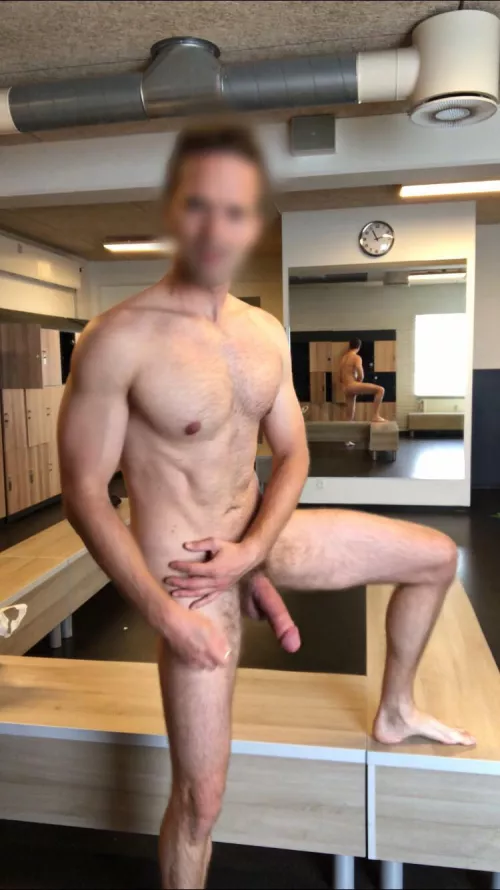 Always wanted to become a stripper. Hope it’s not too late.