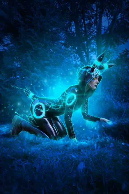 Amazing photoediting of my Umbreon cosplay!!! Cosplayer u/LicoraMint photographer and photo editing u/MaxVagner inst in profile